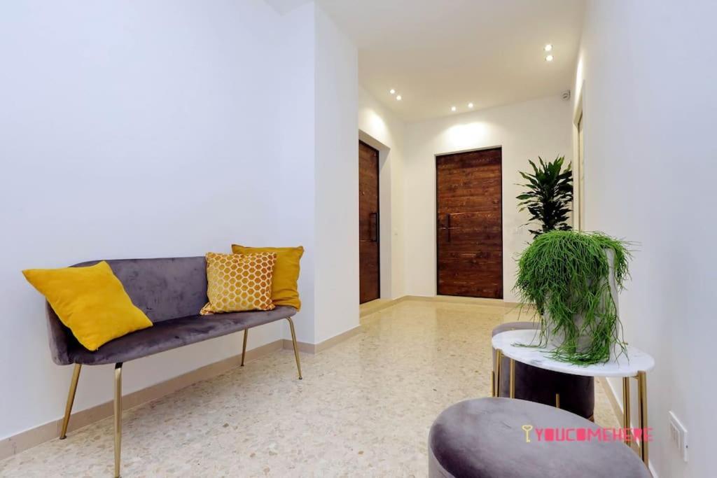 Ych-Renovated And Design Flat Close To The Center Рим Екстериор снимка