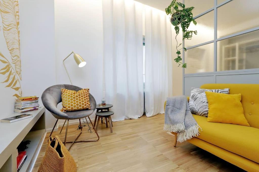 Ych-Renovated And Design Flat Close To The Center Рим Екстериор снимка